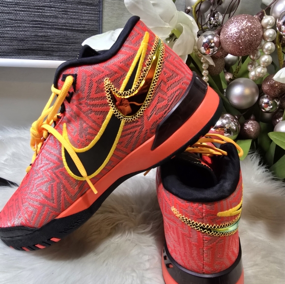 Nike LeBron NXXT Genisus EP Basketbal mens l Shoes size10 New - Picture 5 of 5